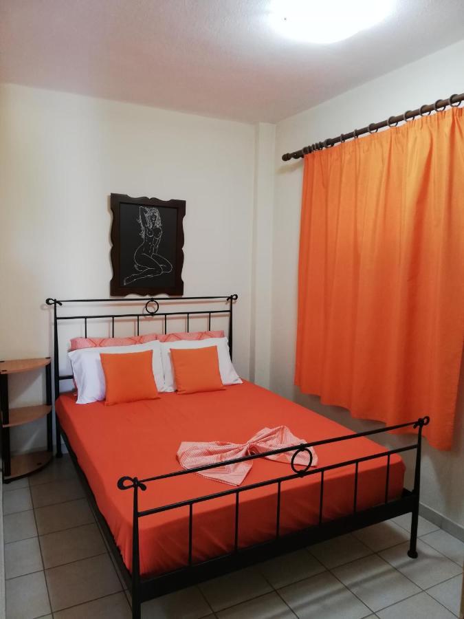 Corner House Apartment Leptokarya  Exterior photo